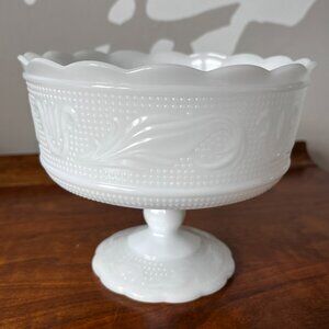 Vintage EO Brody Milk Glass Compote Pedestal Fruit Bowl Scallop Rim USA M6000
